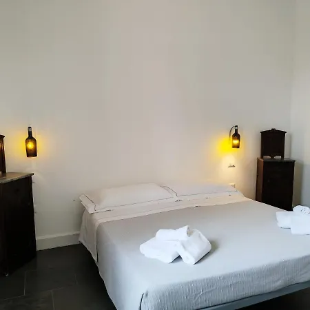 In Tenuta Asinara Vineyard בית הארחה 3*