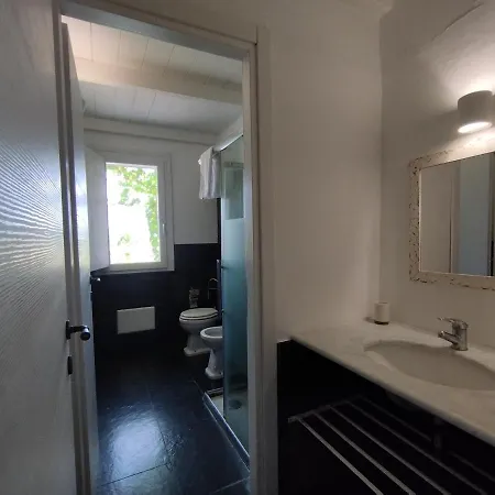 בית הארחה In Tenuta Asinara Vineyard סורסו