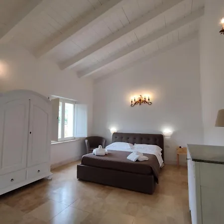 In Tenuta Asinara Vineyard 3*