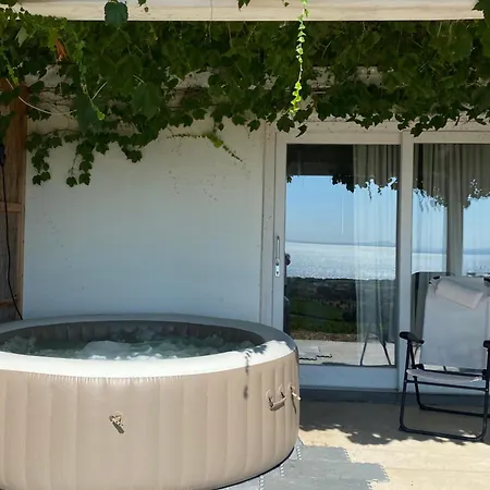 In Tenuta Asinara Vineyard בית הארחה